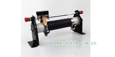 中性點電阻值的選擇若取得太低時,則單相接地電流較大,對通信線路干擾大;若阻值取得太大,則繼電保護動作不可靠。一般來說,中性點電阻中的電流在100~200A時對通信線路的干擾不成問題,在此條件下,10kV架空線路,中性點電阻值為28.80~57.74Ω。對于電纜為主的配電網,根據日本的經驗,中性點電阻中的電流在400~800A時,對通信線的干擾問題不大,據此,10kV電纜配網中性點電阻值的范圍應為7.2~14.4Ω。