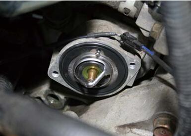 汽車節溫器壞了 汽車節溫器壞了