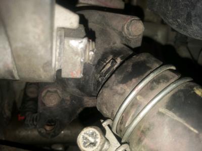 判斷節溫器故障方法: 判斷節溫器故障方法: