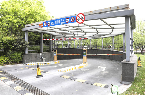 淺談車(chē)牌識(shí)別道閘一體機(jī)的優(yōu)勢(shì)